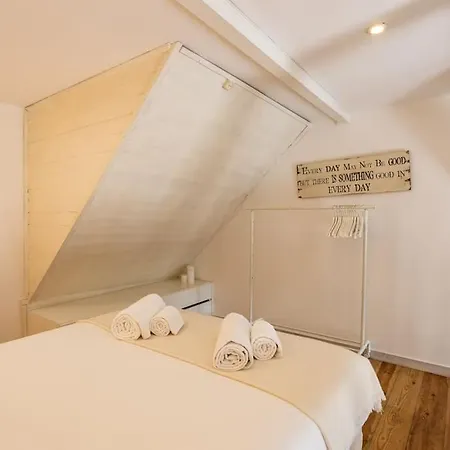 Alcantara - Cool Tailor Made Apartament *