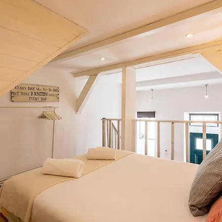 Alcantara - Cool Tailor Made Apartment *